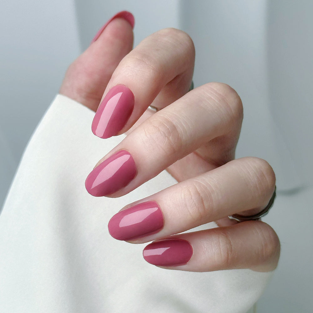 LOVE YOUR NAILS PRESS ON NAILS 008sondaryam is the leading name in the chain of cosmetics and departmental stores in jaipur . , sondaryam has been a pioneer in delivering top quality genuine productSondaryam NAILS PRESS