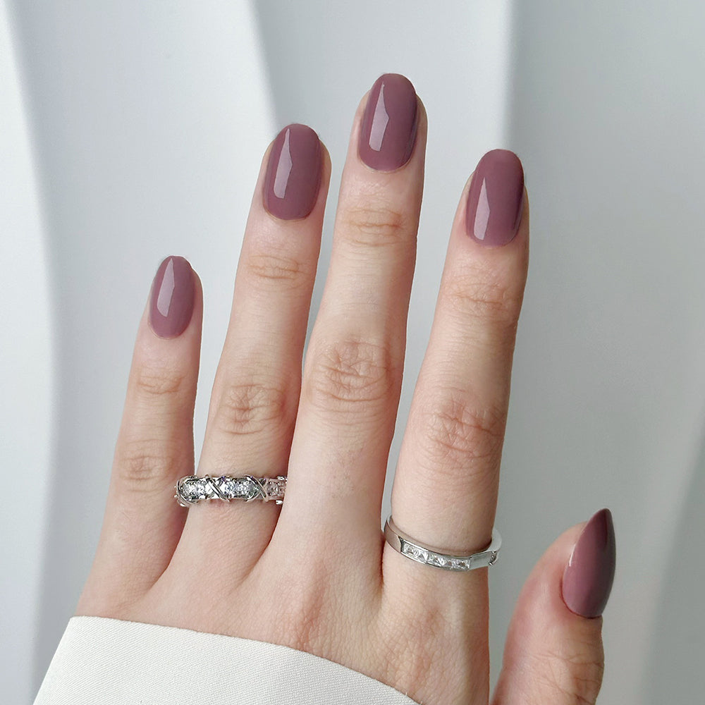 LOVE YOUR NAILS PRESS ON NAILS 009sondaryam is the leading name in the chain of cosmetics and departmental stores in jaipur . , sondaryam has been a pioneer in delivering top quality genuine productSondaryam NAILS PRESS