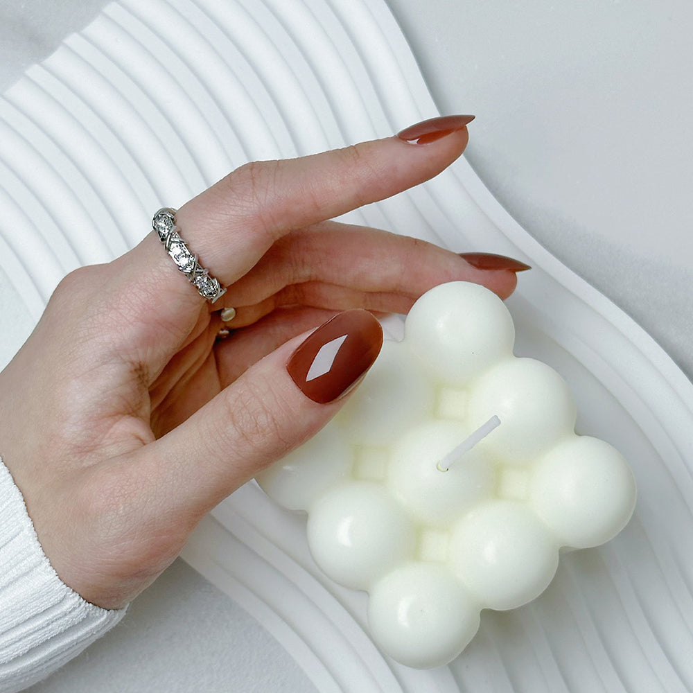 LOVE YOUR NAILS PRESS ON NAILS 020sondaryam is the leading name in the chain of cosmetics and departmental stores in jaipur . , sondaryam has been a pioneer in delivering top quality genuine productSondaryam NAILS PRESS