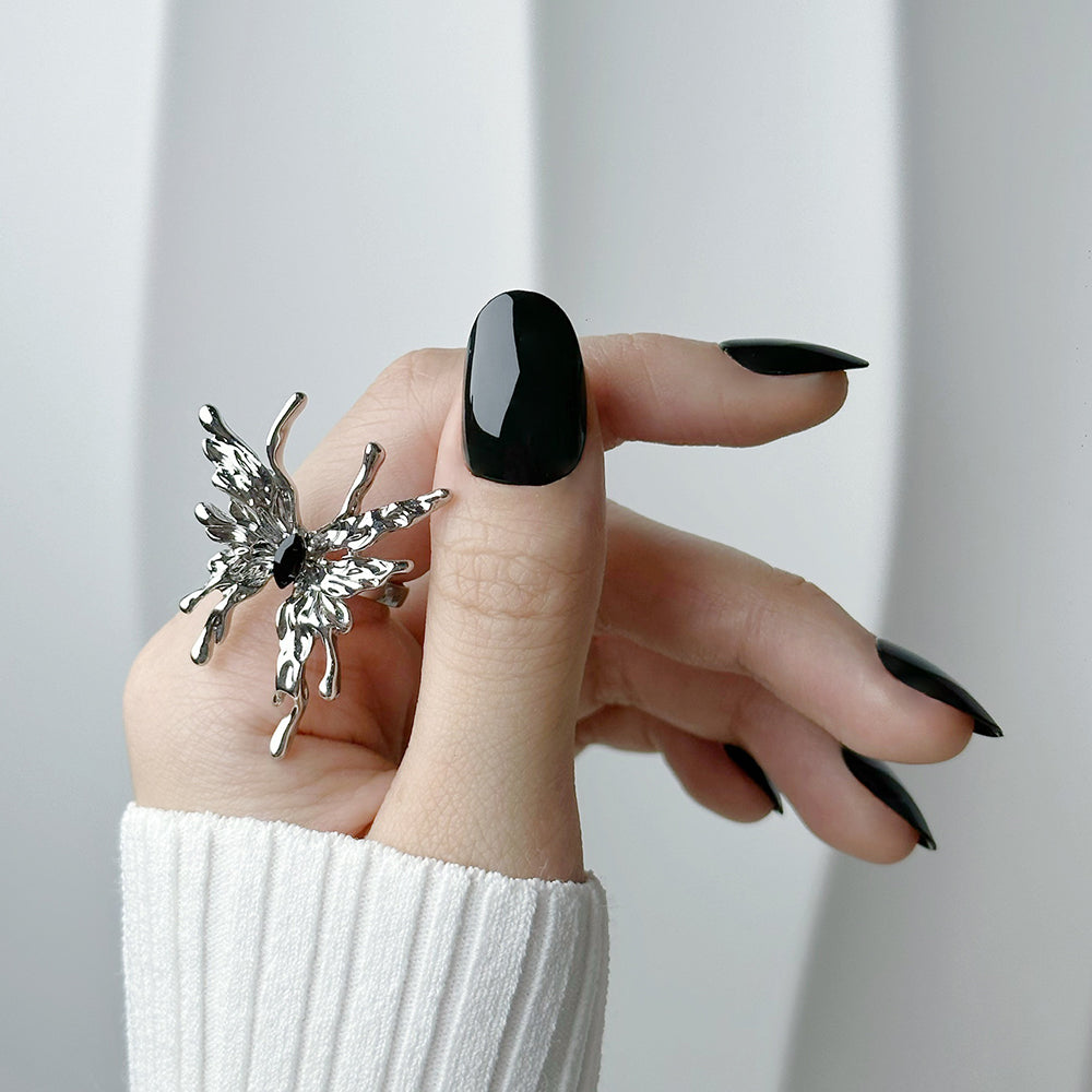 LOVE YOUR NAILS PRESS ON NAILS 025sondaryam is the leading name in the chain of cosmetics and departmental stores in jaipur . , sondaryam has been a pioneer in delivering top quality genuine productSondaryam NAILS PRESS