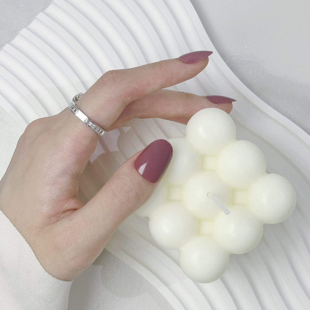 LOVE YOUR NAILS PRESS ON NAILS 009sondaryam is the leading name in the chain of cosmetics and departmental stores in jaipur . , sondaryam  has been a pioneer in delivering top quality genuine productSondaryam NAILS PRESS