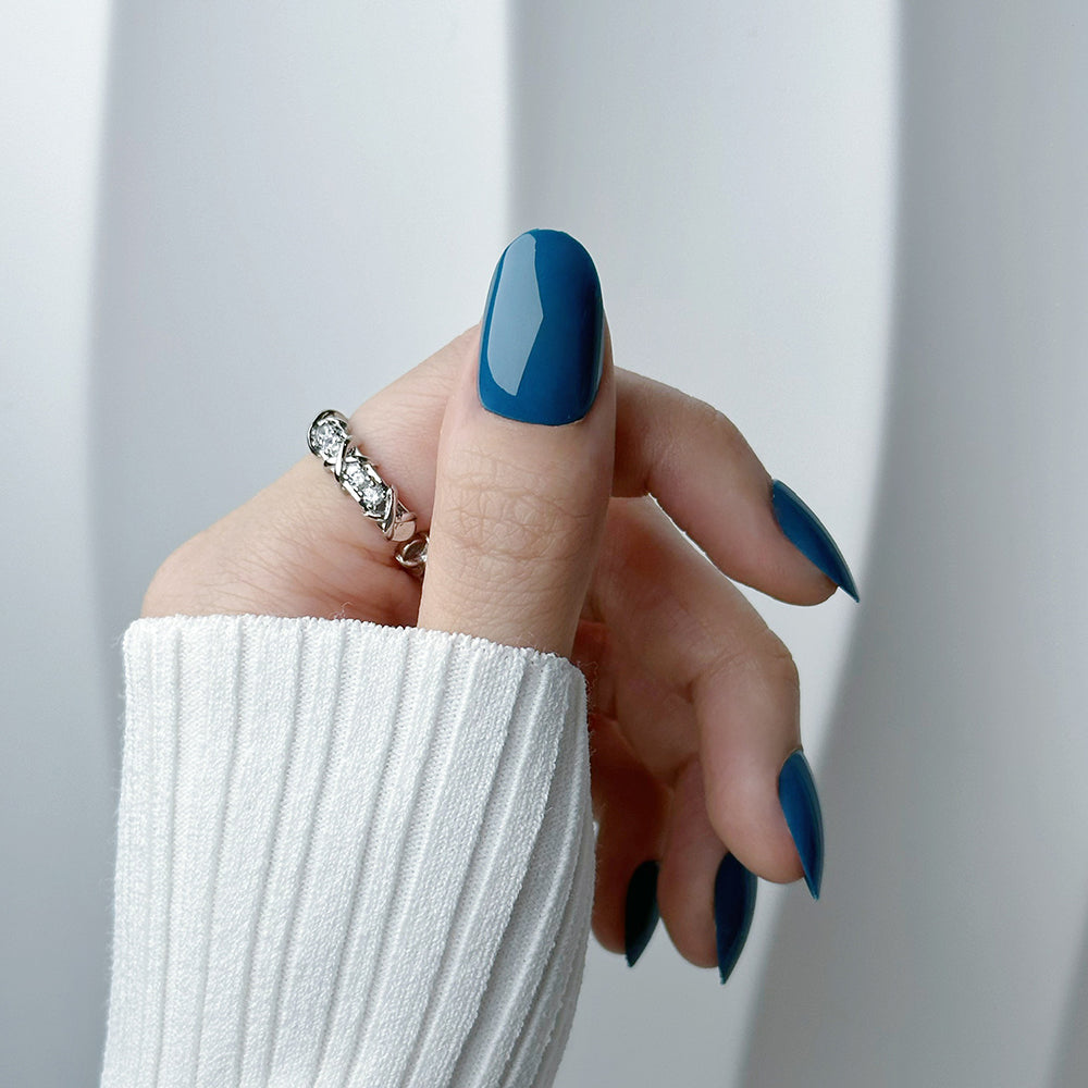 LOVE YOUR NAILS PRESS ON NAILS 024sondaryam is the leading name in the chain of cosmetics and departmental stores in jaipur . , sondaryam has been a pioneer in delivering top quality genuine productSondaryam NAILS PRESS