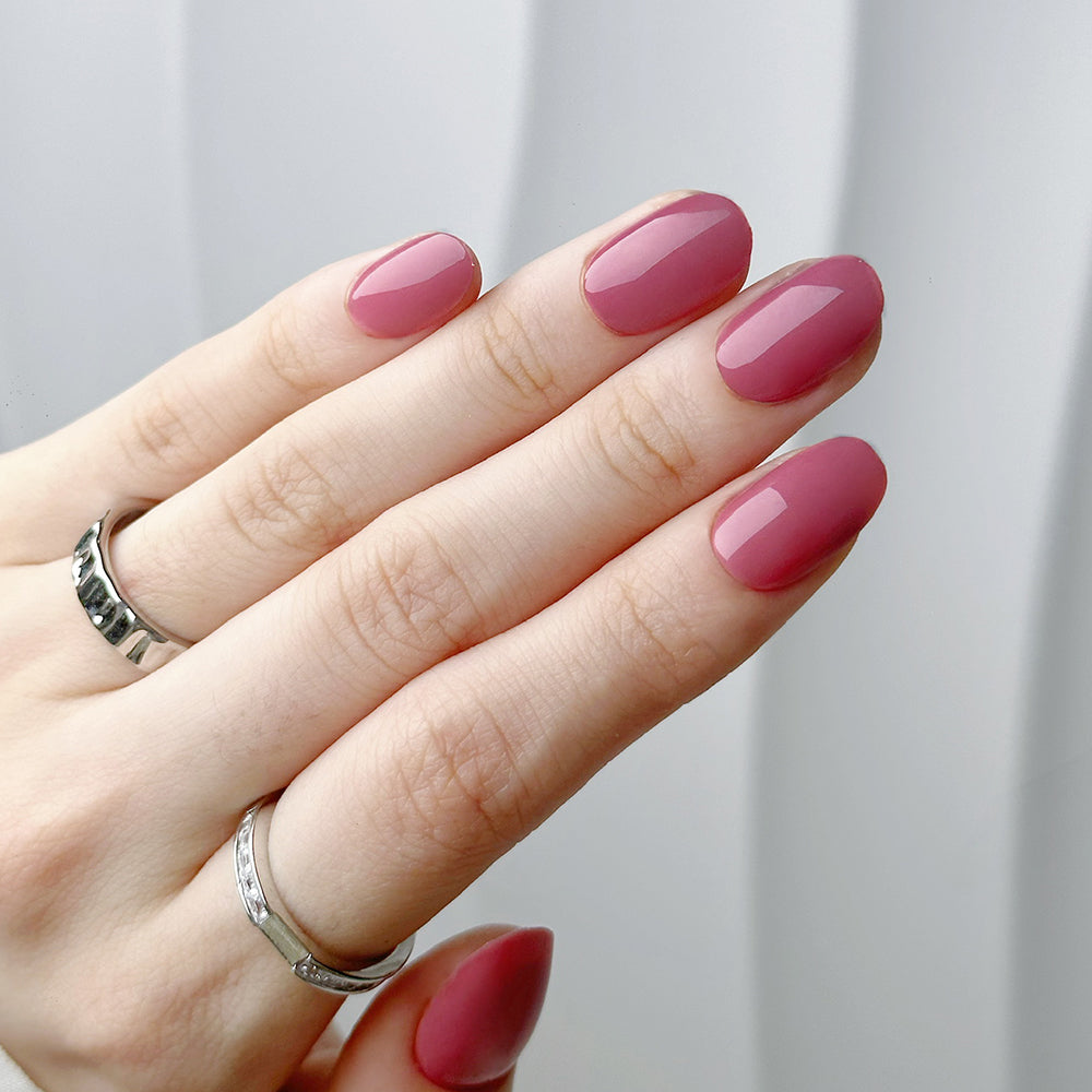 LOVE YOUR NAILS PRESS ON NAILS 008sondaryam is the leading name in the chain of cosmetics and departmental stores in jaipur . , sondaryam  has been a pioneer in delivering top quality genuine productSondaryam NAILS PRESS