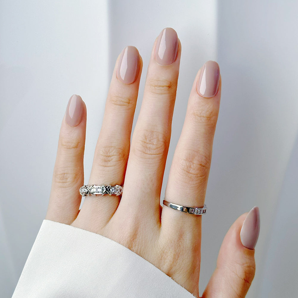 LOVE YOUR NAILS PRESS ON NAILS 010sondaryam is the leading name in the chain of cosmetics and departmental stores in jaipur . , sondaryam  has been a pioneer in delivering top quality genuine productSondaryam NAILS PRESS
