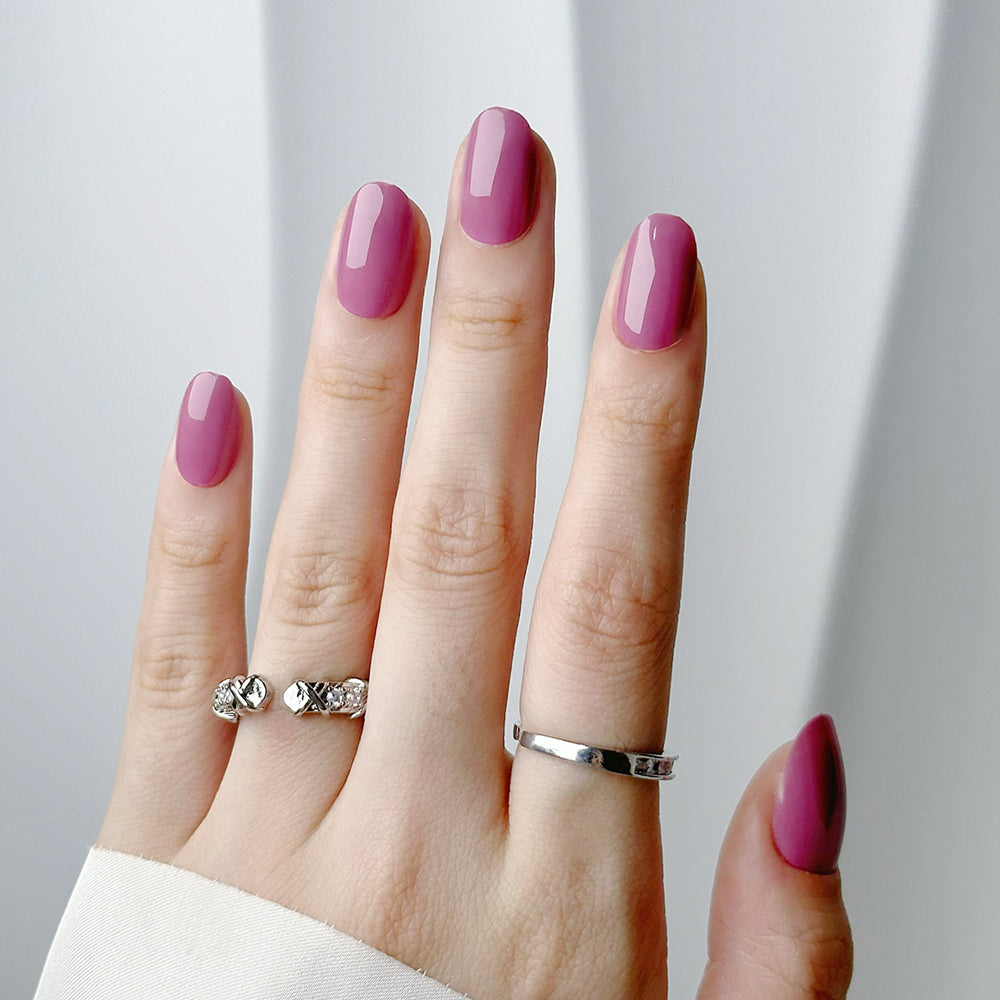LOVE YOUR NAILS PRESS ON NAILS 014sondaryam is the leading name in the chain of cosmetics and departmental stores in jaipur . , sondaryam  has been a pioneer in delivering top quality genuine productSondaryam NAILS PRESS