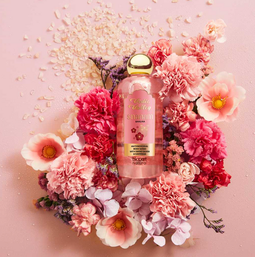 VEDIC VALLEY SNANAM SAKURA BODY WASHsondaryam is the leading name in the chain of cosmetics  in jaipur . , sondaryam  has been a pioneer in delivering top quality genuine products in all categories. AlSondaryam VEDIC VALLEY SNANAM SAKURA BODY WASH