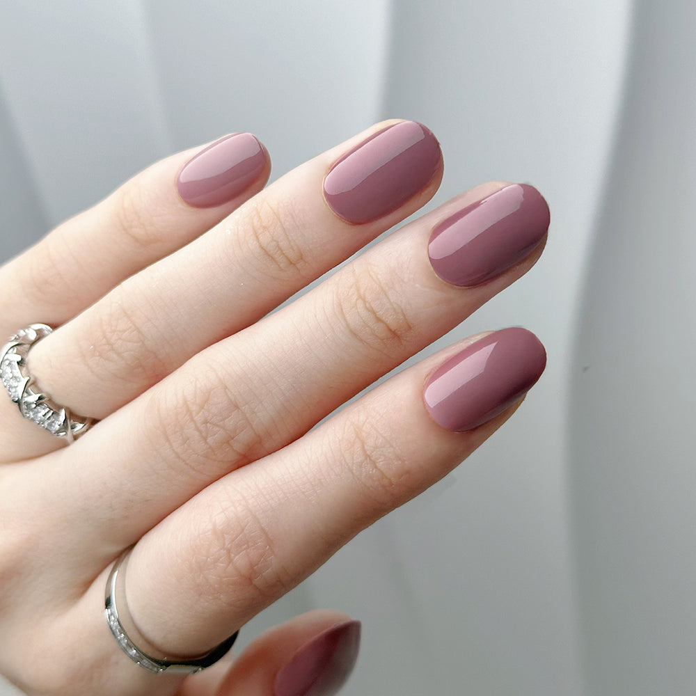 LOVE YOUR NAILS PRESS ON NAILS 009sondaryam is the leading name in the chain of cosmetics and departmental stores in jaipur . , sondaryam  has been a pioneer in delivering top quality genuine productSondaryam NAILS PRESS