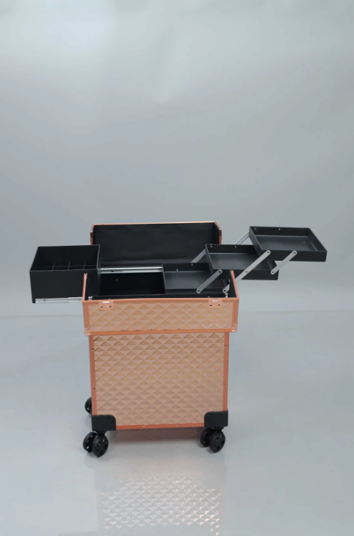 TROLLEY VANITY MAKEUP KITsondaryam is the leading name in the chain of cosmetics  in jaipur . , sondaryam  has been a pioneer in delivering top quality genuine products in all categories. AlSondaryam TROLLEY VANITY MAKEUP KIT